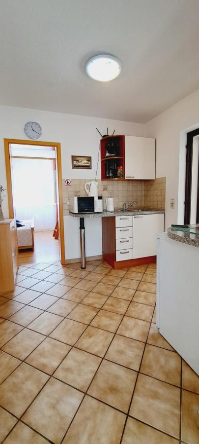 Apartments Darija & Pero Пучища Екстер'єр фото